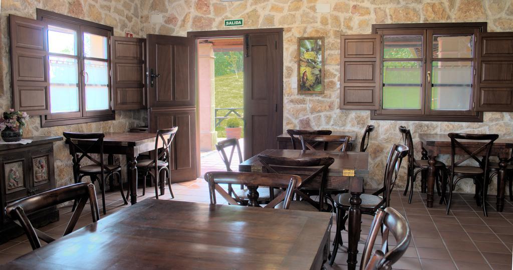 Hotel Mirador De Moriyon Miravalles Eksteriør billede