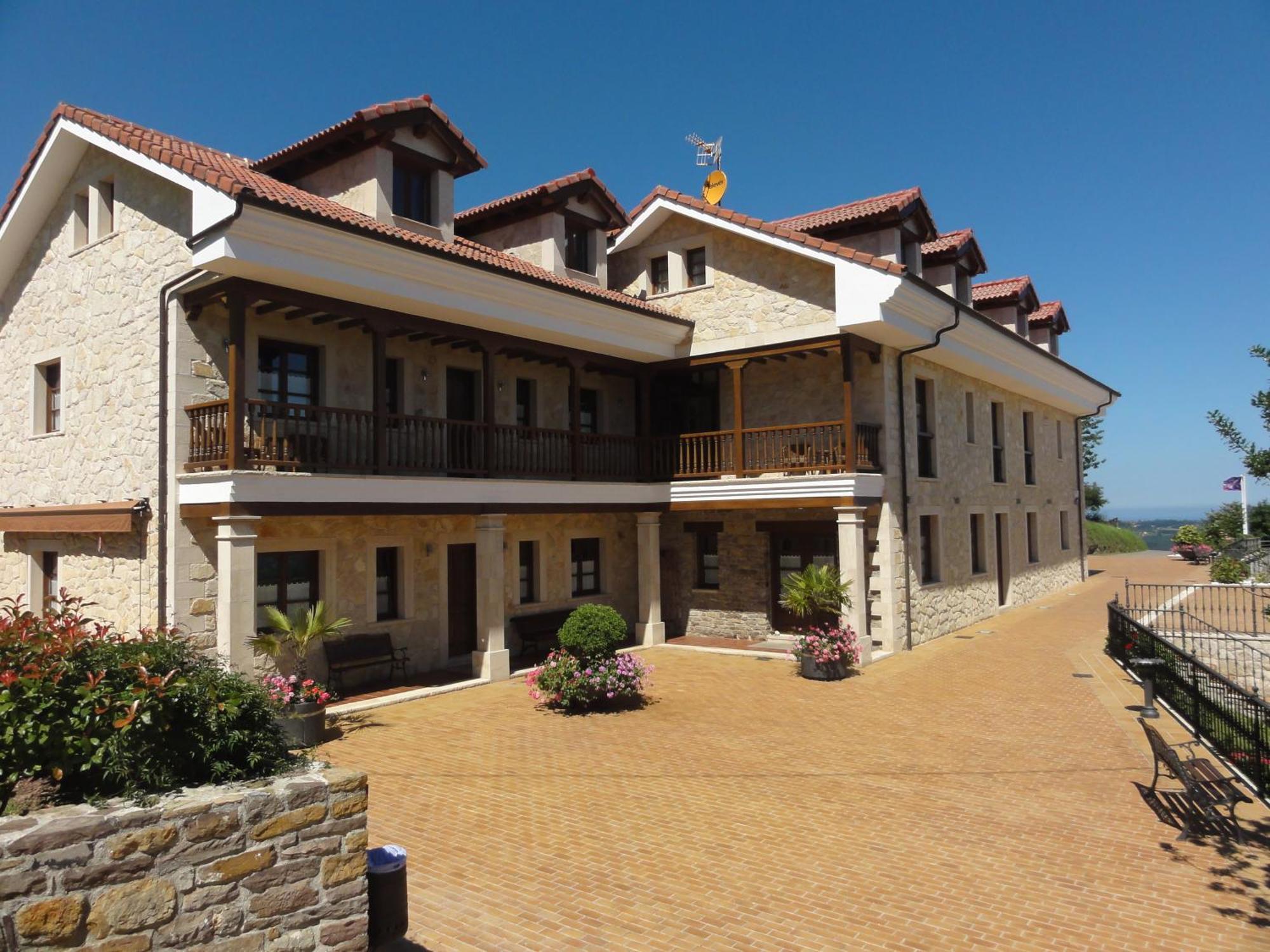 Hotel Mirador De Moriyon Miravalles Eksteriør billede