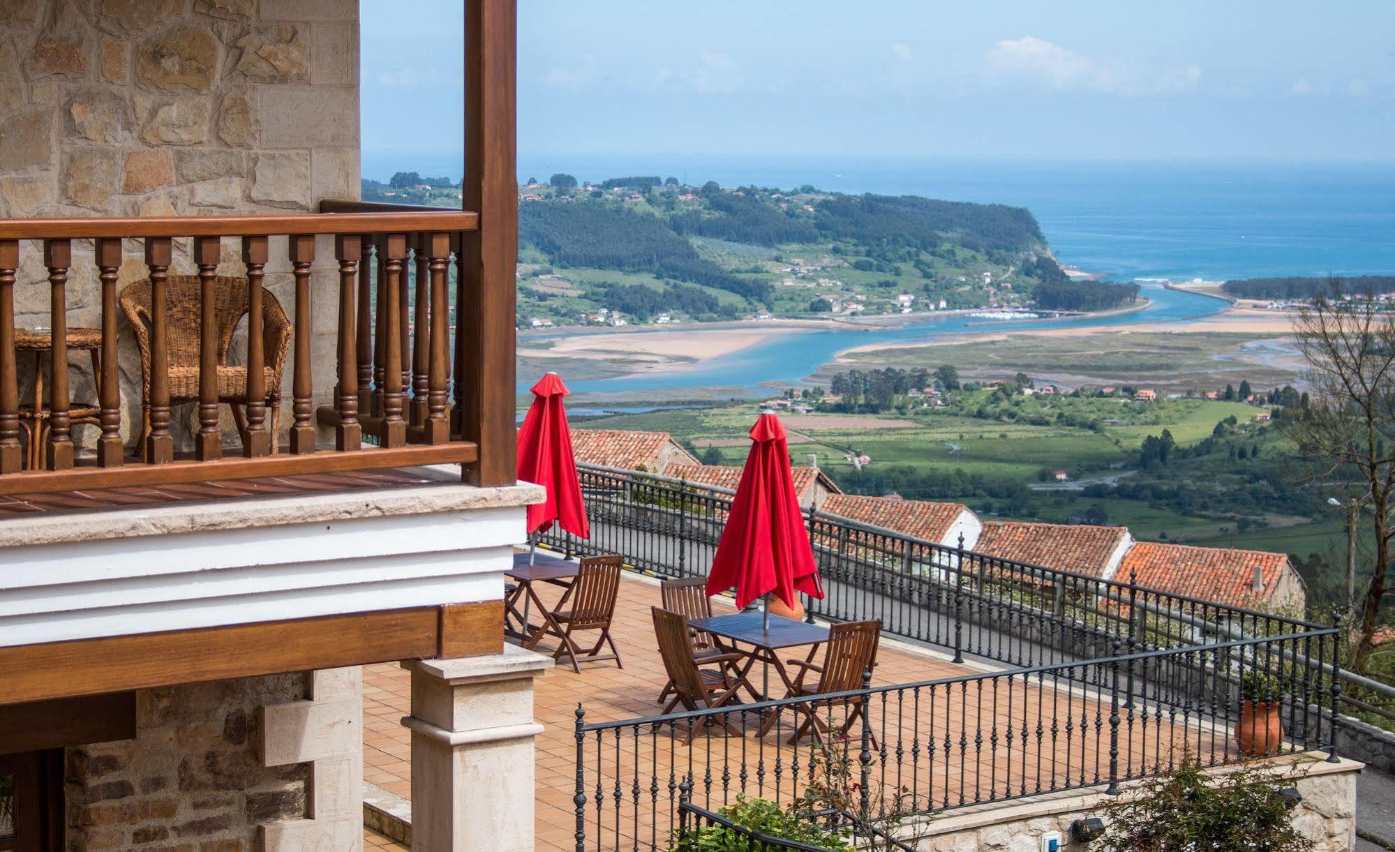 Hotel Mirador De Moriyon Miravalles Eksteriør billede